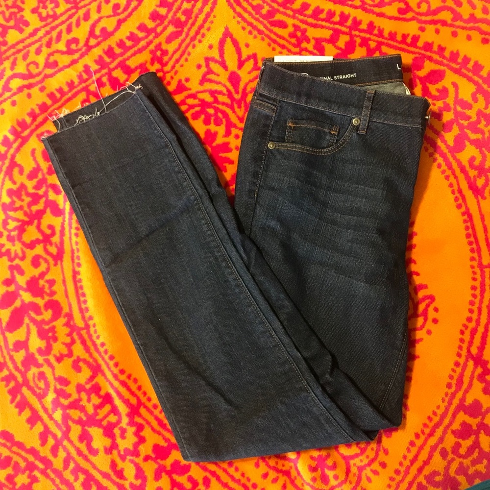 Ann Taylor Loft Original Straight Jeans Size 8P